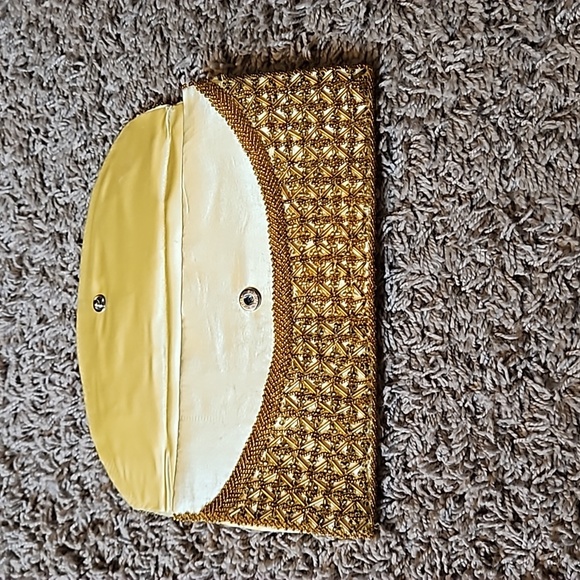 Gold Beaded Clutch - Picture 4 of 7